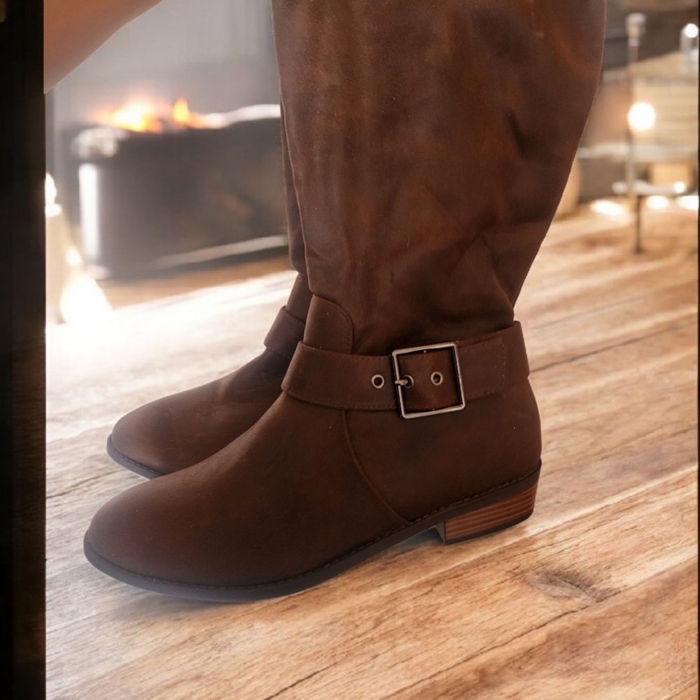 Chic Brown Suede Ankle Boots